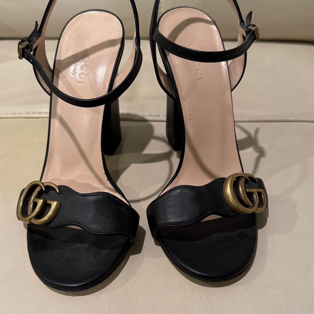 Gucci Black Sandals with Gold Accent